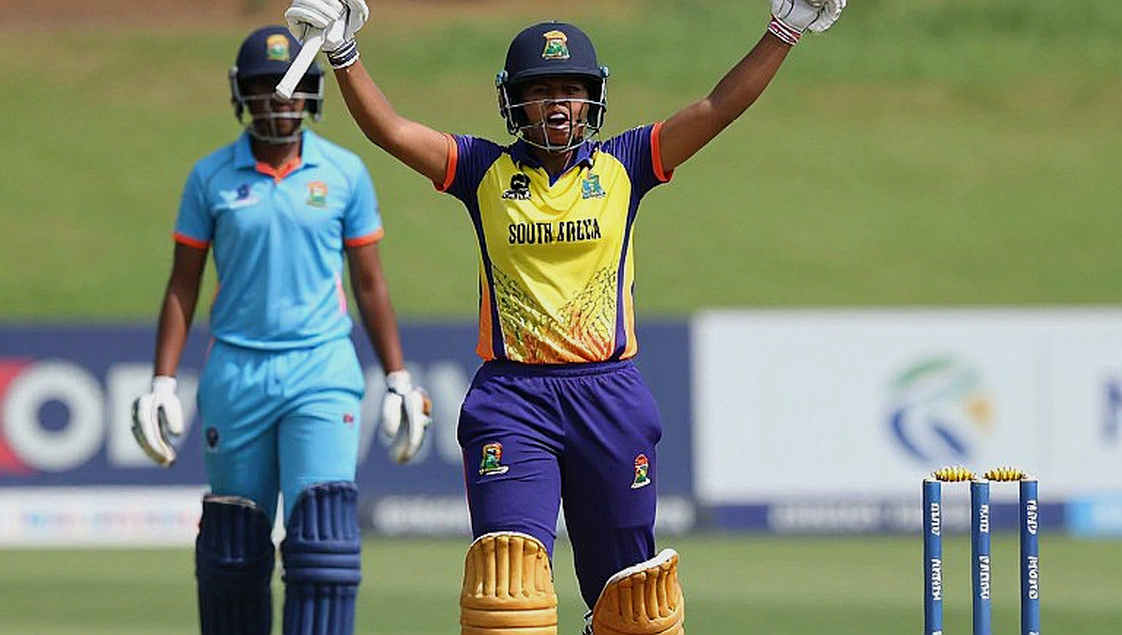 क्रिकेट कवरेज का खाली फ़्रेम: जहाँ 'cricket_asia' टैग बचा, तथ्य नहीं
